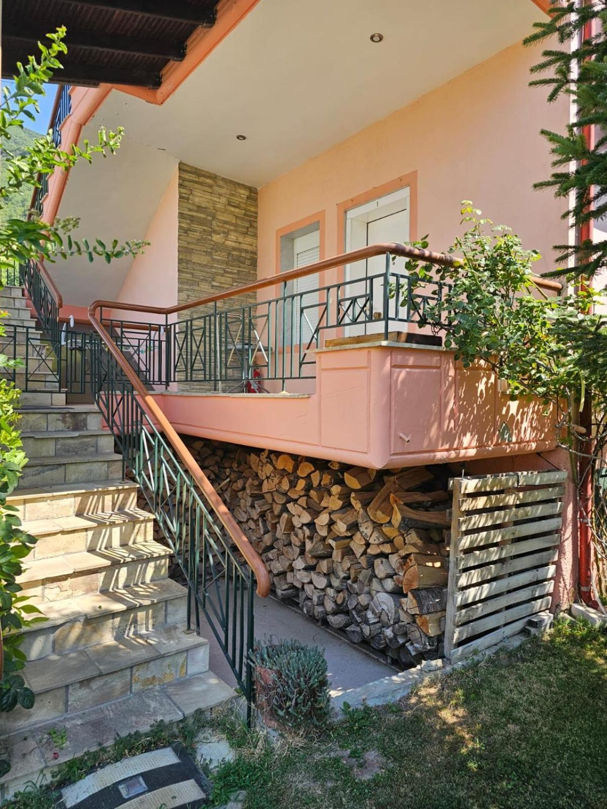 Hillside View Home Káto Loutrákion Extérieur photo